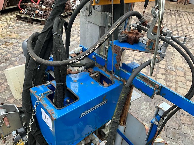 Binderberger kliefmachine 30 ton - afbeelding 8 van  18