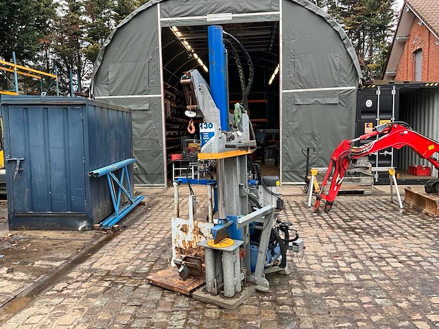 Binderberger kliefmachine 30 ton - afbeelding 1 van  18