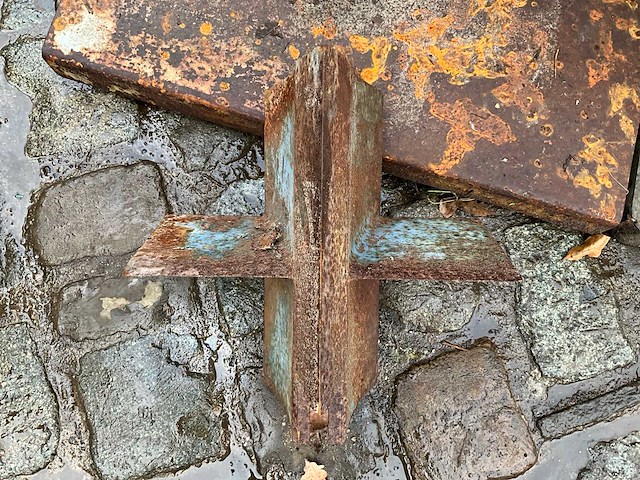 Binderberger kliefmachine 30 ton - afbeelding 17 van  18