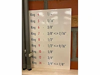 Bindringen en spiralen - afbeelding 12 van  25
