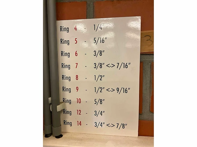 Bindringen en spiralen - afbeelding 12 van  25