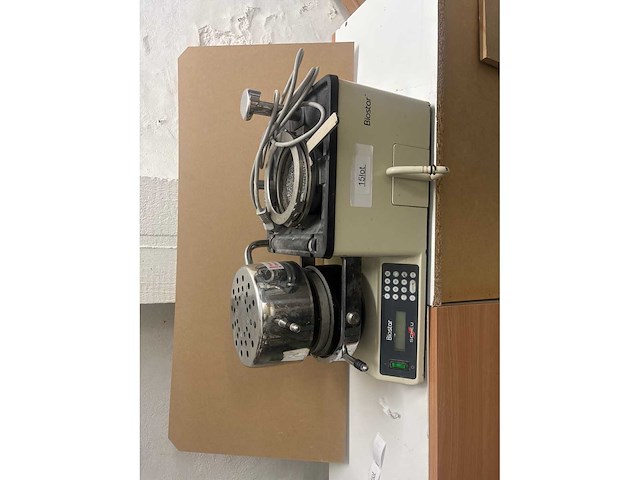Biostar tandarts apparatuur - afbeelding 1 van  4