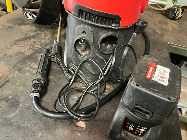 Birchmeier rec15 accu rugspuit - afbeelding 5 van  6