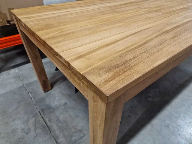 Birlington teak interieurtafel natural 220 x 100cm massief - poten 10cm - afbeelding 4 van  4