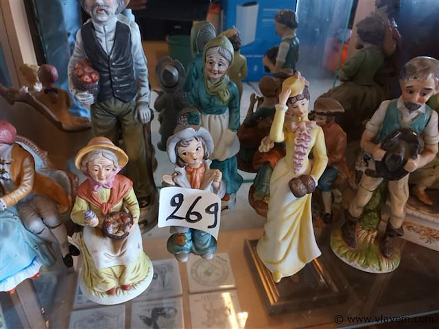 Biscuit beelden. 9 stuks - afbeelding 4 van  4