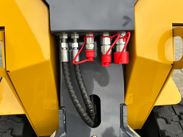 Bisontek - 2025 - bt360 - rupsschranklader - afbeelding 2 van  24