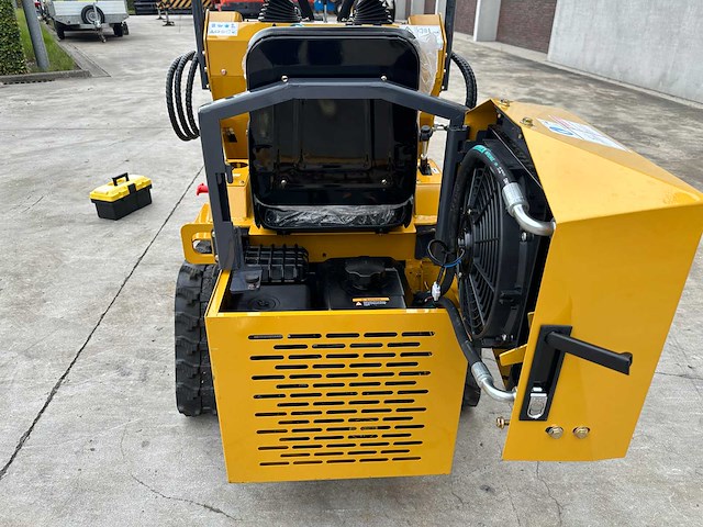 Bisontek - 2025 - bt360 - rupsschranklader - afbeelding 16 van  24