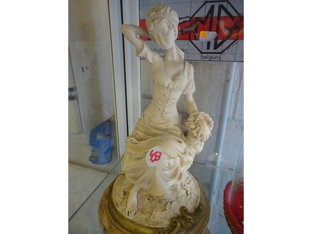 Bisquit figuur h30 - afbeelding 1 van  2