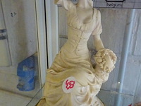 Bisquit figuur h30 - afbeelding 1 van  2