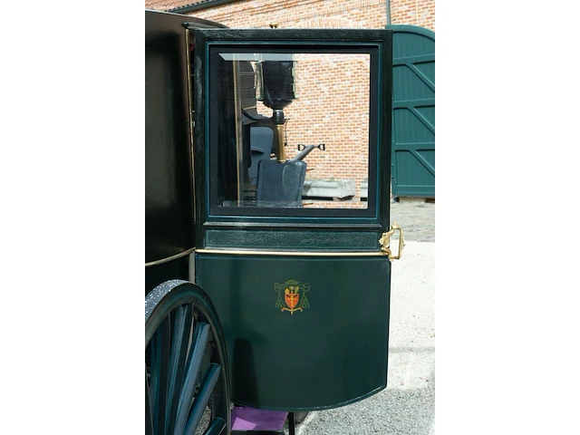 Bisschops berline - afbeelding 20 van  63