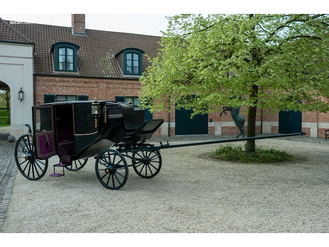 Bisschops berline - afbeelding 37 van  63