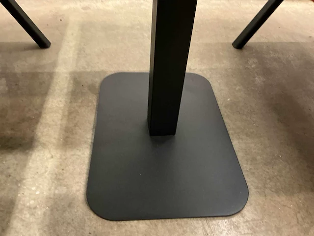 Bistro tafel met 2 zitbanken - afbeelding 10 van  10