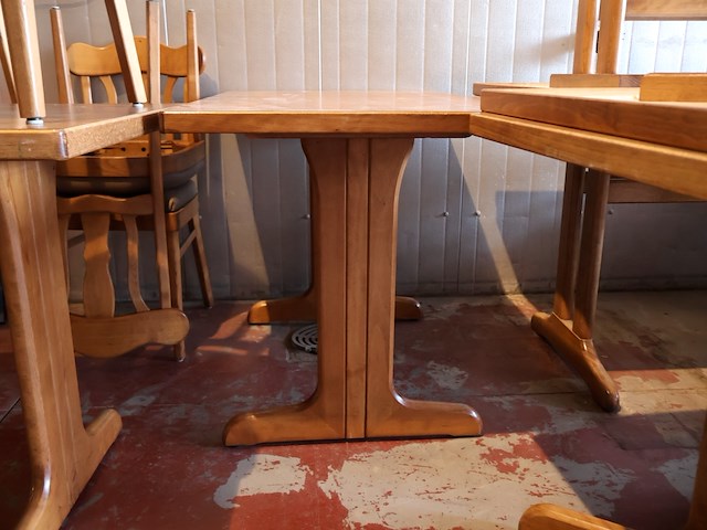 Bistrotafel hout met stoelen (x9) - afbeelding 3 van  14