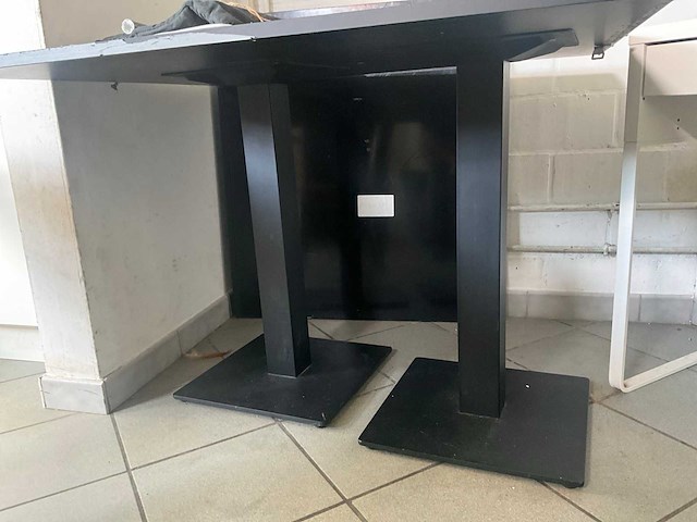 Bistrotafels en stoelen - afbeelding 7 van  15