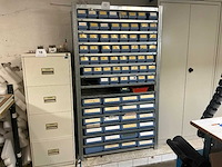 Bito magazijnrek met inhoud