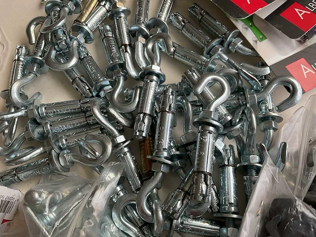 Bitsen kapstokken wielen ankers - afbeelding 6 van  9