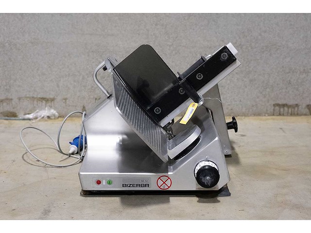 Bizerba - 2010 - se12 - snijmachine schuinligger - afbeelding 1 van  4