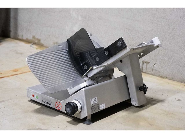 Bizerba - 2010 - se12 - snijmachine schuinligger - afbeelding 2 van  4