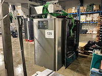 Bizerba glm-i automatische afweeg en labelmachine - afbeelding 16 van  16