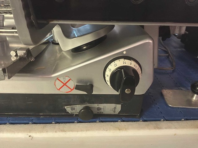 Bizerba ontvleesmachine - afbeelding 6 van  6