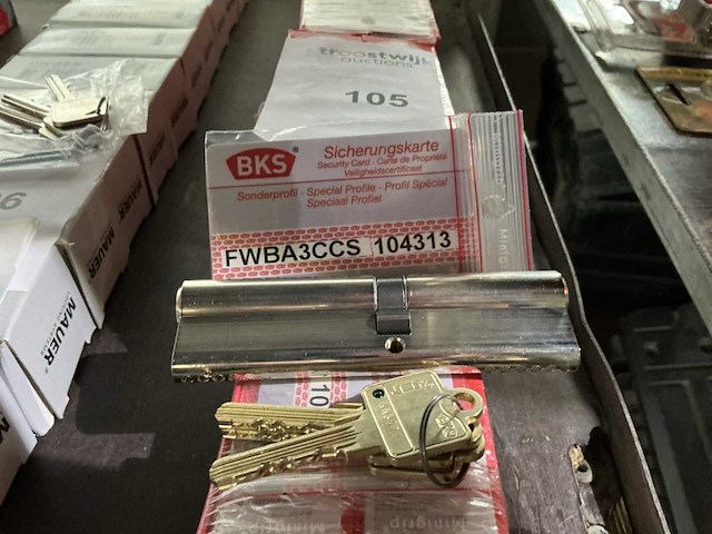 Bks cilinder slot inclusief 3 sleutels + beveiligingskaart - afbeelding 1 van  1
