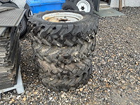 Bkt 10.5-20 mpt banden graafmachine iveco (4x) - afbeelding 1 van  3
