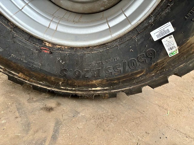 Bkt 650/55 r26.5 band op velg - ongebruikt - afbeelding 8 van  11