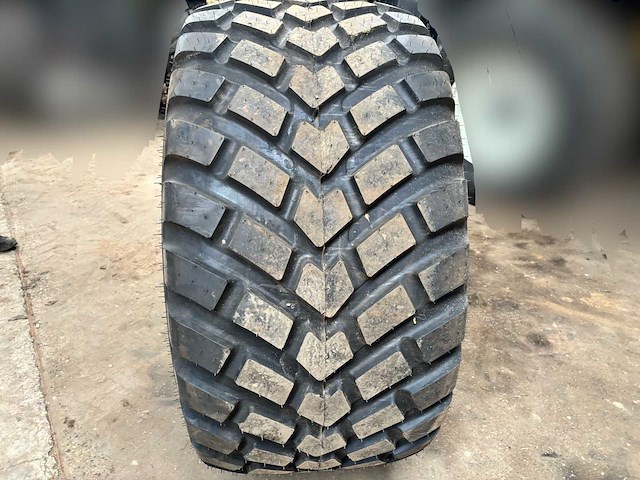 Bkt 650/55 r26.5 band op velg - ongebruikt - afbeelding 11 van  11