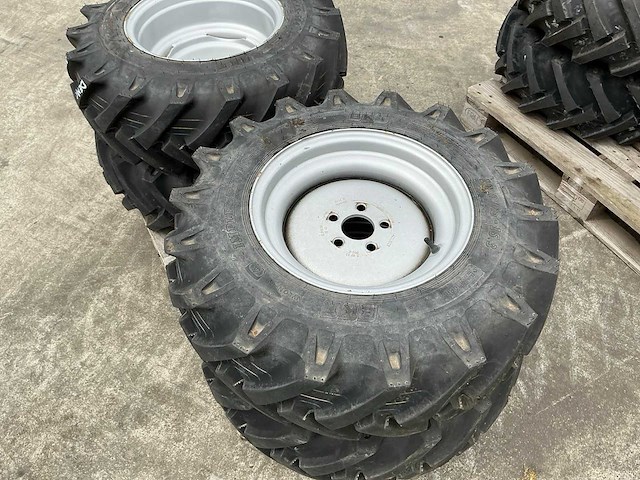 Bkt as504 band met velg (4x) - afbeelding 1 van  2