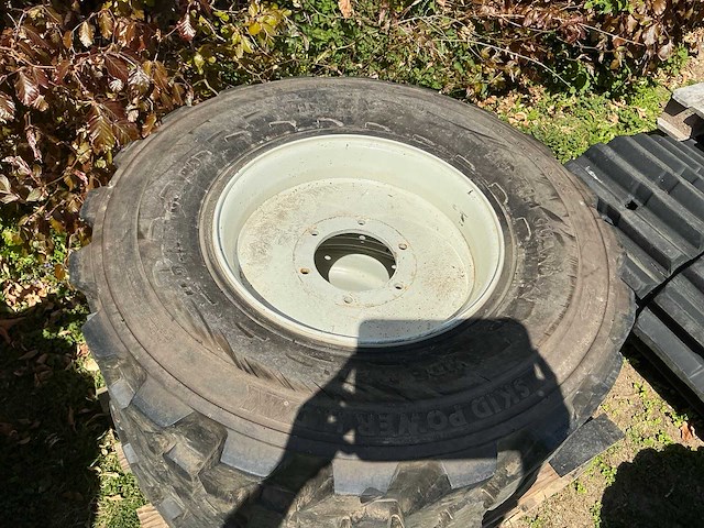 Bkt band met velg (2x) - afbeelding 1 van  4