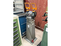 Black & decker 6” bench grinder dubbele slijpmolen - afbeelding 4 van  6