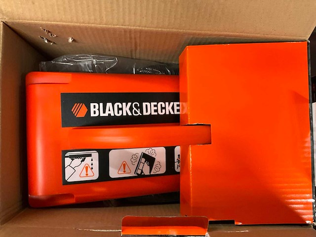 Black & decker behangafstomers en laminaatsnijder (4x) - afbeelding 10 van  12