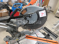 Black & decker bes700 verstekzaag en opvouwbare voet - afbeelding 8 van  9