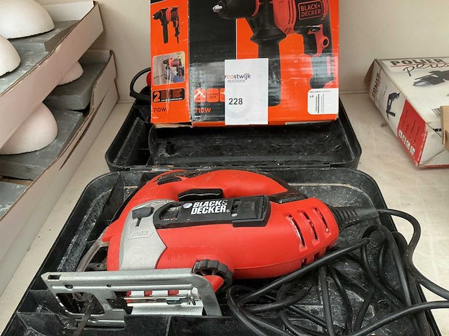 Black-decker ks999e + beh710-qs boormachine + decoupeerzaag - afbeelding 1 van  2