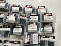 Black line mix kavel diverse bevestigingsmaterialen - afbeelding 4 van  9