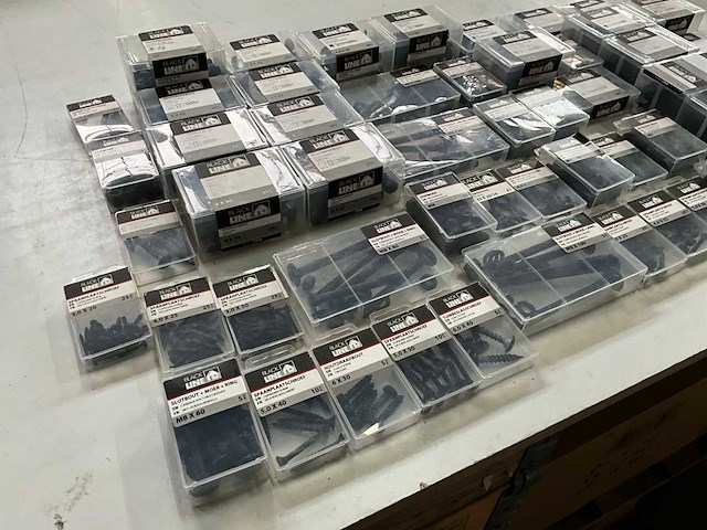 Black line mix kavel diverse bevestigingsmaterialen - afbeelding 8 van  9