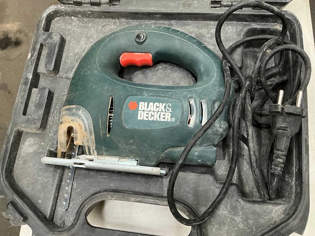 Black&decker cd301 decoupeerzaag - afbeelding 1 van  2