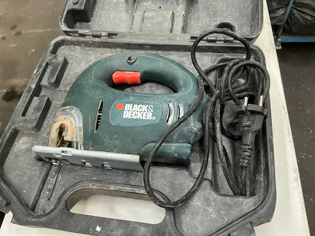 Black&decker cd301 decoupeerzaag - afbeelding 1 van  3
