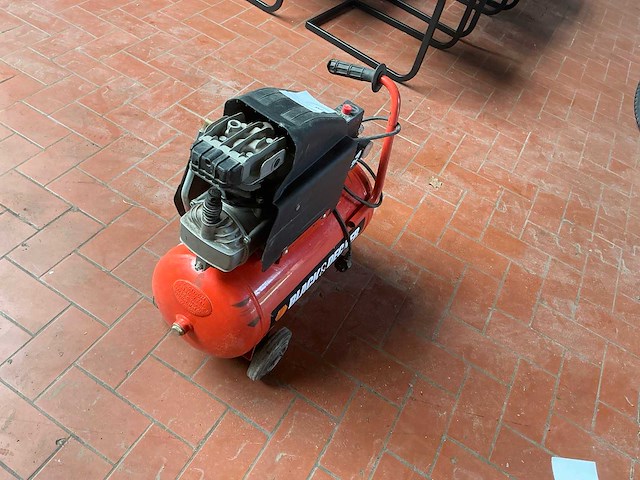 Black&decker cp2525-142 luchtcompressor - afbeelding 3 van  7