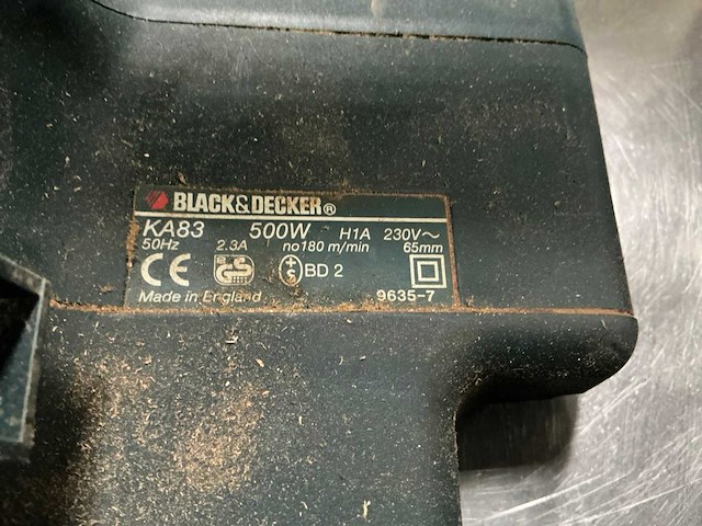 Black&decker ka 83 elektrische handschuurmachine - afbeelding 3 van  5