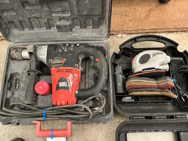 Black&decker kd1001k +ka160k klopboormachine + schuurmachine - afbeelding 1 van  2