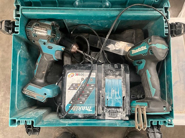 Black&decker kw900e bovenfrees en diversen makita - afbeelding 6 van  9