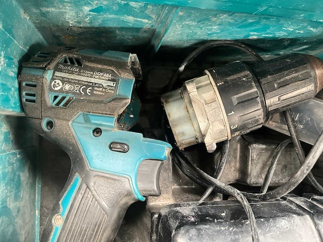 Black&decker kw900e bovenfrees en diversen makita - afbeelding 8 van  9