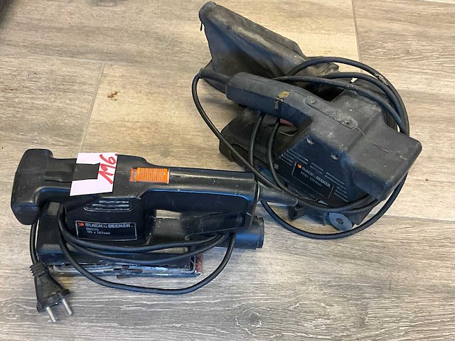 Black&decker vlakschuurmachines (2x) - afbeelding 1 van  3