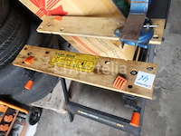 Black&decker vouwwerkbank met bankschroef - afbeelding 4 van  5