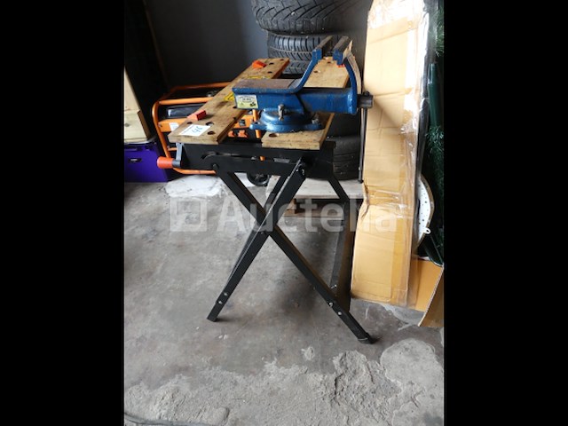 Black&decker vouwwerkbank met bankschroef - afbeelding 5 van  5