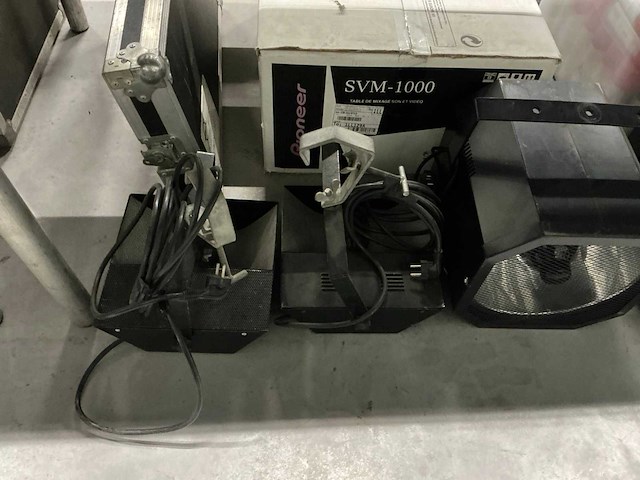 Blacklight (5x) - afbeelding 3 van  3