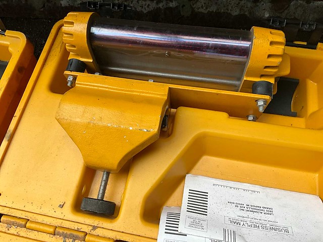 Blademaster - lasergestuurde nivelleringsmachine - afbeelding 5 van  19