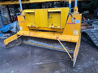 Blademaster - lasergestuurde nivelleringsmachine