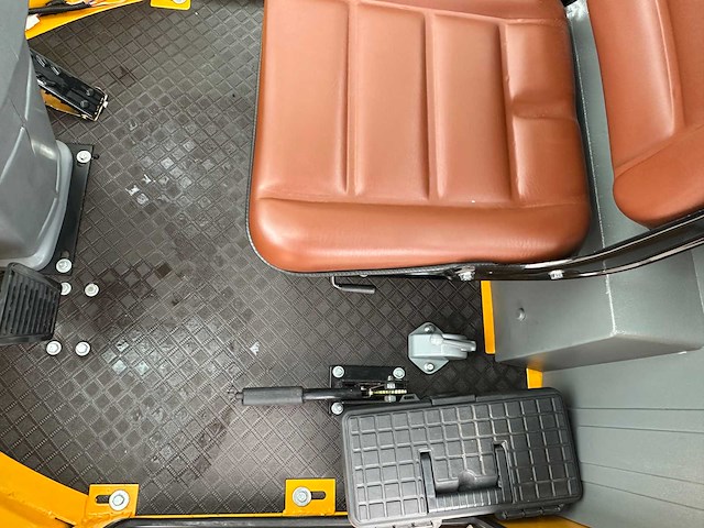 Blanche - 2025 - tw36 - shovel - afbeelding 24 van  31